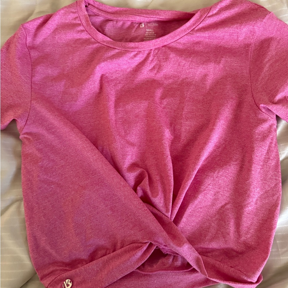 Buffbunny knot shirt